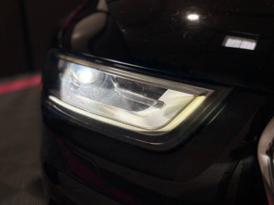 Audi Q3 20 TDI 140 ch S line ( 1&egrave;re main )   - 44