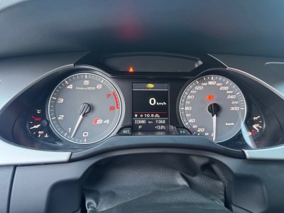 Audi S4 AVANT V6 30 TFSI 333 Quattro S Tronic   - 14