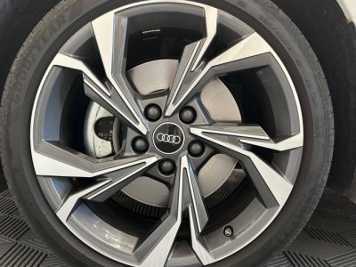 Audi A3 Sportback (8y) 40 TFSI e 204ch S line 2021 3&egrave;me main entretien complet 375,61&euro; /mois*   - 20