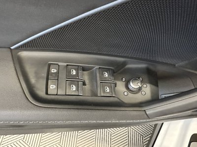 Audi A3 Sportback (8y) 40 TFSI e 204ch S line 2021 3&egrave;me main entretien complet 375,61&euro; /mois*   - 23