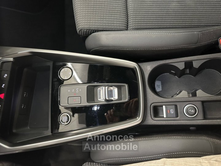 Audi A3 Sportback (8y) 40 TFSI e 204ch S line 2021 3&egrave;me main entretien complet 375,61&euro; /mois* - 25