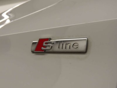 Audi A3 35TFSi Sedan SLine STronic LED-CUIR-NAVI-CAMERA   - 5
