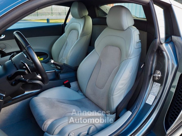 Audi R8 V10 52 FSI 525cv S-Tronic QUATTRO - 7