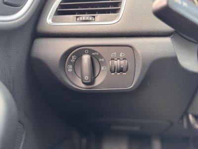 Audi Q3 20 tdi 140 ambiente   - 25