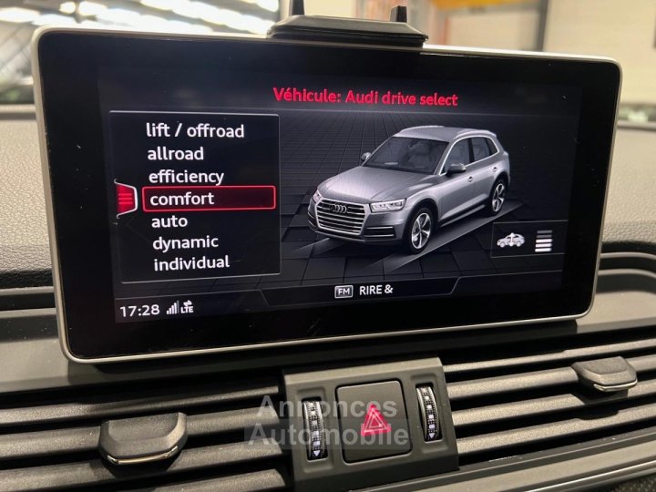 Audi SQ5 II 30 V6 TDI 347 QUATTRO TIPTRONIC 8 /ATTELAGE/TOIT PANO/BANG&OLUFSEN/CARBONE/HUD/CARPLAY/ - 32