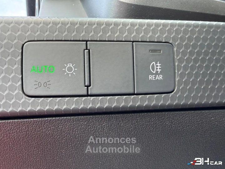 Audi A1 SPORTBACK 10 25 TFSI 95 BUSINESS LINE - 14