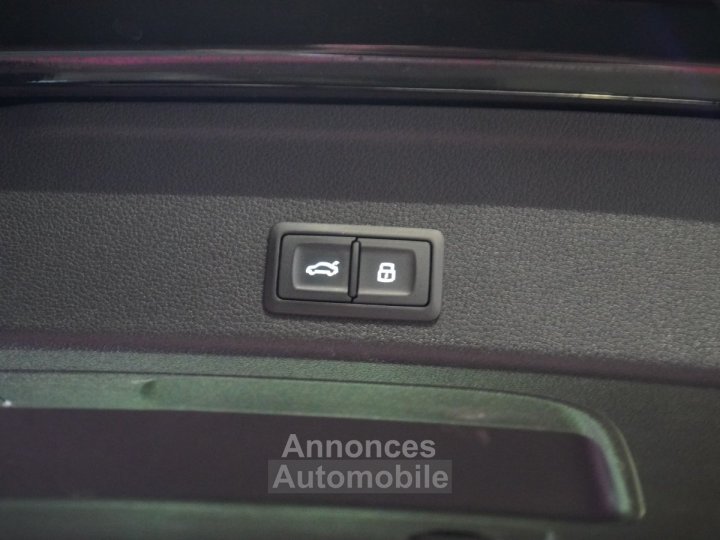 Audi RS4 AVANT V6 Biturbo 450 ch Quattro / ENTRETIEN / PACK CARBONE/FULL OPTIONS - 53