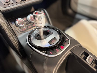 Audi R8 52 V10 FSI 525 CV S-TRONIC QUATTRO SPYDER   - 31