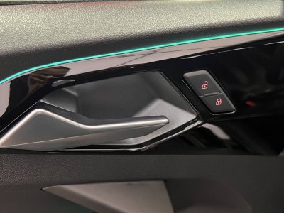 Audi A1 Sportback 30 TFSI 116 ch S tronic 7 S Line   - 12