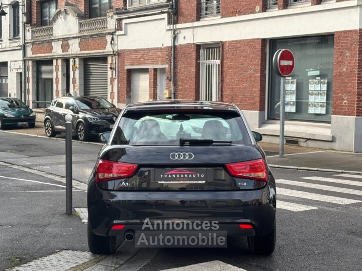 Audi A1 16 TDI 105 Ambition / TOIT OUVRANT / GPS - 5