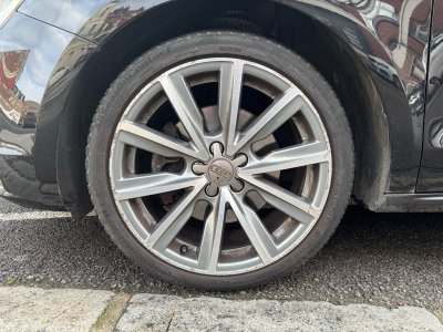 Audi A1 16 TDI 105 Ambition / TOIT OUVRANT / GPS   - 10