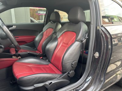 Audi A1 16 TDI 105 Ambition / TOIT OUVRANT / GPS   - 14