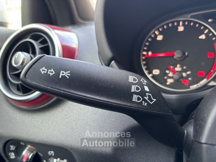 Audi A1 16 TDI 105 Ambition / TOIT OUVRANT / GPS - 24