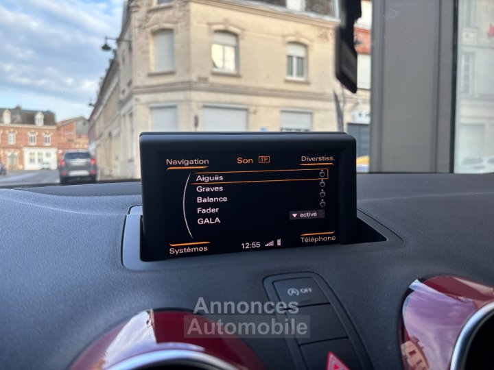 Audi A1 16 TDI 105 Ambition / TOIT OUVRANT / GPS - 32