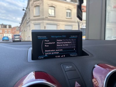 Audi A1 16 TDI 105 Ambition / TOIT OUVRANT / GPS   - 34