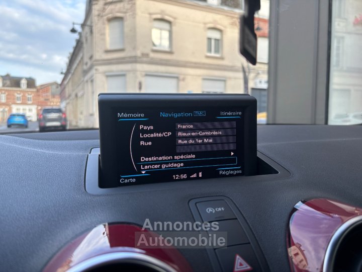 Audi A1 16 TDI 105 Ambition / TOIT OUVRANT / GPS - 34