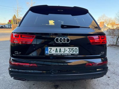 Audi Q7 30 TDi V6 Quattro Tiptronic S-LINE   - 9