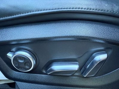 Audi Q7 30 TDi V6 Quattro Tiptronic S-LINE   - 14