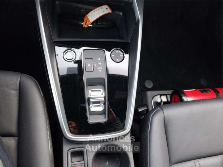 Audi A3 S line tronic-CUIR-GPS-CARPLAY-GARANTIE12MOIS - 17