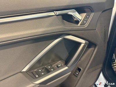 Audi Q3 15 35 TFSI 150 S-LINE S-TRONIC BVA   - 17