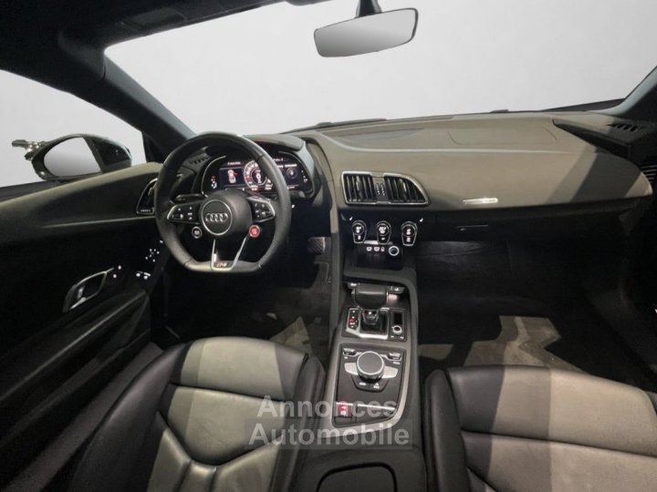 Audi R8 52 V10 RWD - 5