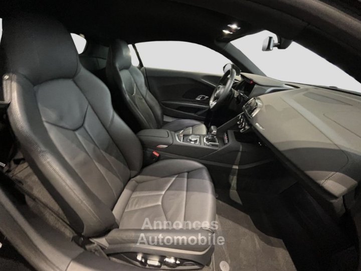 Audi R8 52 V10 RWD - 6