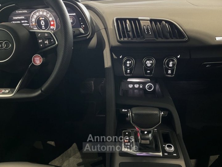 Audi R8 52 V10 RWD - 8