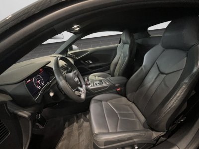 Audi R8 52 V10 RWD   - 9