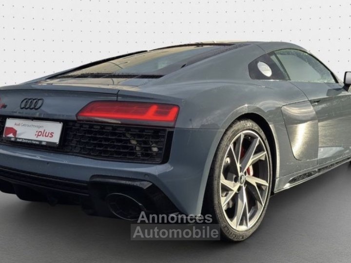Audi R8 52 V10 RWD - 2