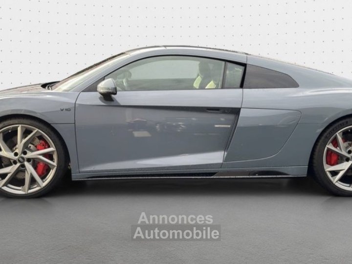 Audi R8 52 V10 RWD - 3