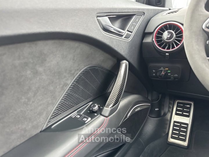 Audi TT RS Carbone cam&eacute;ra - 9