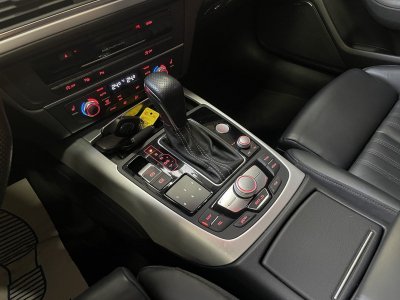 Audi A6 Avant (4) 30 BiTDI 326 Quattro tiptro Comp&eacute;tition   - 24