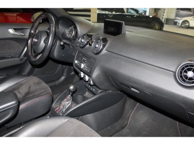 Audi A1 Sportback 14 TFSI - 125 - BV S-Tronic  Ambition Luxe PHASE 2   - 11