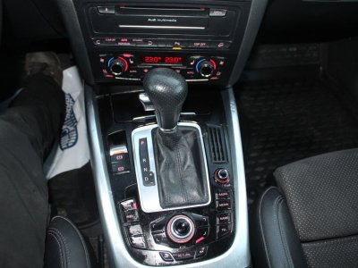 Audi Q5 30 V6 TDI 240CH FAP S LINE QUATTRO S TRONIC 7   - 16