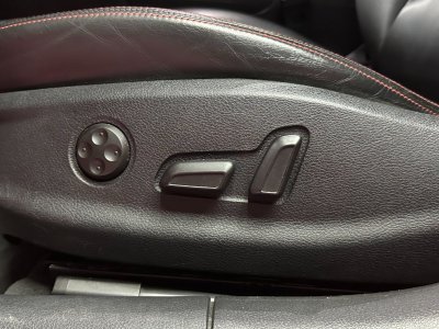 Audi RS3 SPORTBACK 25 TFSI 367 ch Quattro S tronic 7 / Radar / Si&egrave;ges chauffants / 100 % d?origine   - 14