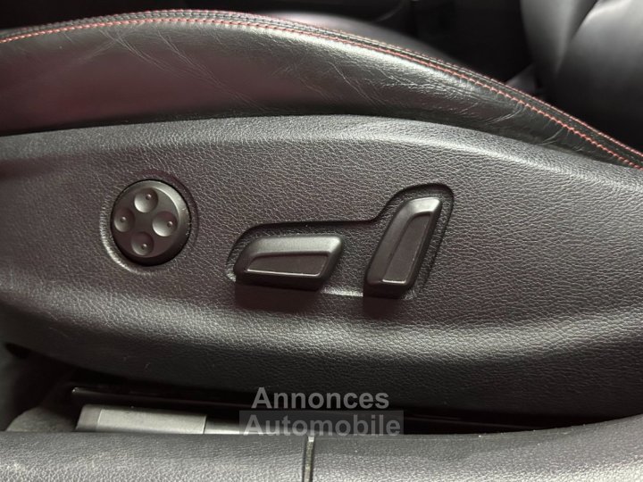 Audi RS3 SPORTBACK 25 TFSI 367 ch Quattro S tronic 7 / Radar / Si&egrave;ges chauffants / 100 % d?origine - 14