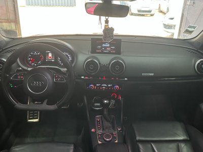 Audi RS3 SPORTBACK 25 TFSI 367 ch Quattro S tronic 7 / Radar / Si&egrave;ges chauffants / 100 % d?origine   - 15