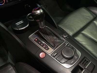 Audi RS3 SPORTBACK 25 TFSI 367 ch Quattro S tronic 7 / Radar / Si&egrave;ges chauffants / 100 % d?origine   - 29