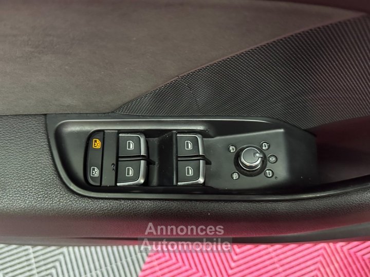 Audi RS3 SPORTBACK 25 TFSI 367 ch Quattro S tronic 7 / Radar / Si&egrave;ges chauffants / 100 % d?origine - 32