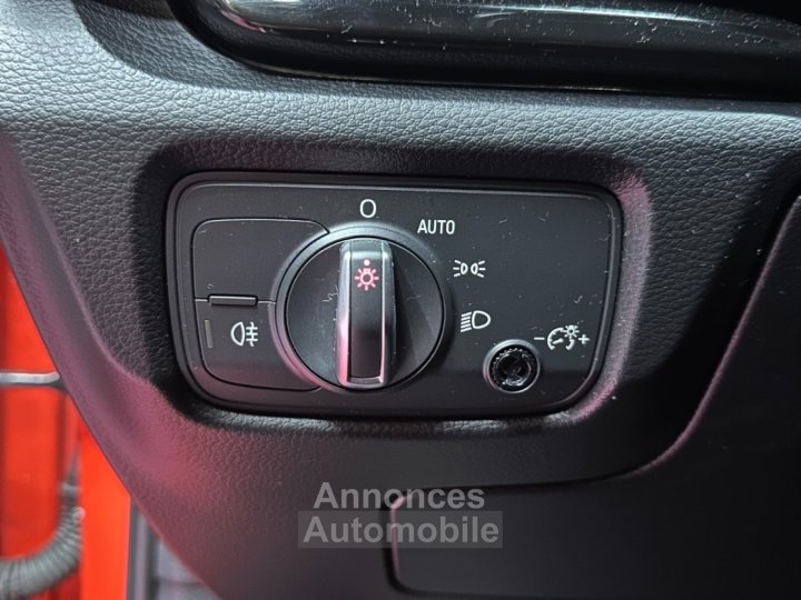 Audi RS3 SPORTBACK 25 TFSI 367 ch Quattro S tronic 7 / Radar / Si&egrave;ges chauffants / 100 % d?origine - 34