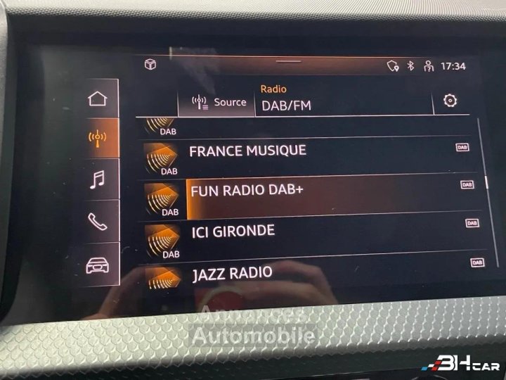 Audi A1 Sportback II 35 TFSI 150ch Advanced 2 S tronic 7 - 18