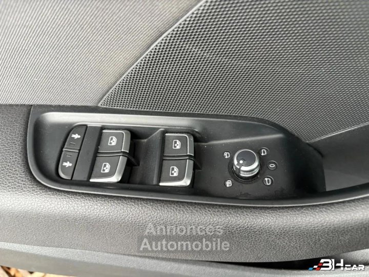 Audi A3 SPORTBACK 15 TFSI 150 SPORT S-TRONIC BVA - 15