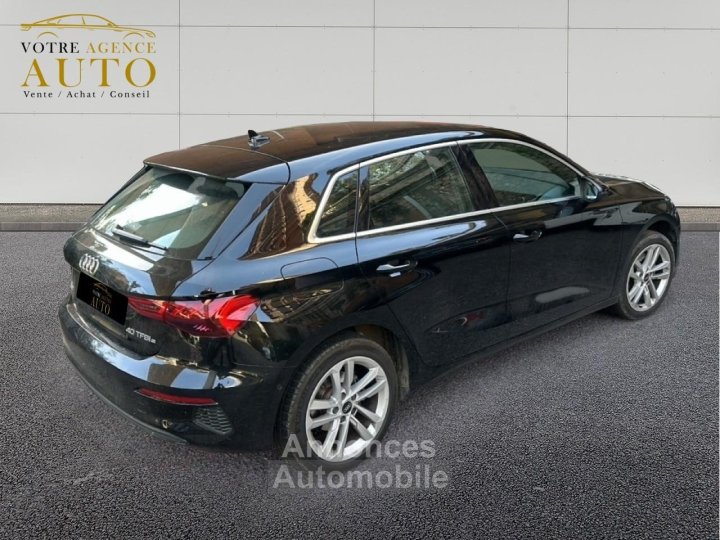 Audi A3 Sportback 14 40 TFSI e - 204 - BV S-Tronic 6 8Y S line PHASE 1 - 5