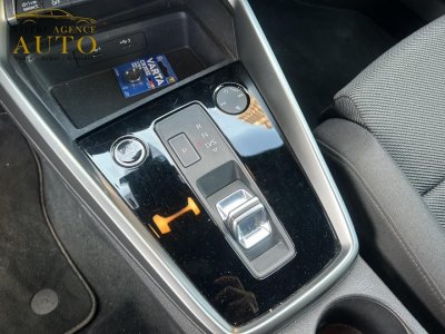 Audi A3 Sportback 14 40 TFSI e - 204 - BV S-Tronic 6 8Y S line PHASE 1 - 12