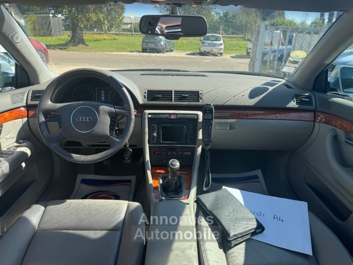 Audi A4 30i V6 Pack Quattro - 10