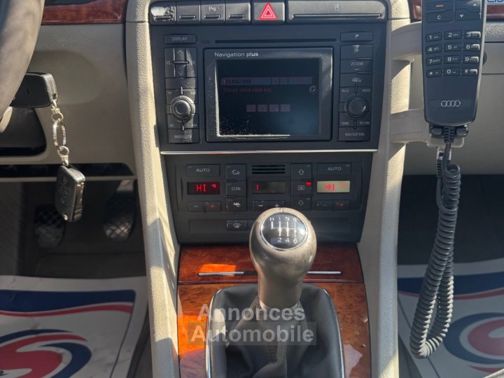 Audi A4 30i V6 Pack Quattro - 11