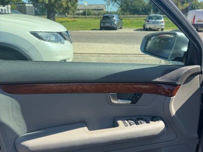 Audi A4 30i V6 Pack Quattro   - 16