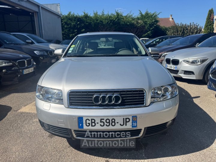Audi A4 30i V6 Pack Quattro - 17