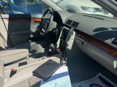 Audi A4 30i V6 Pack Quattro   - 18