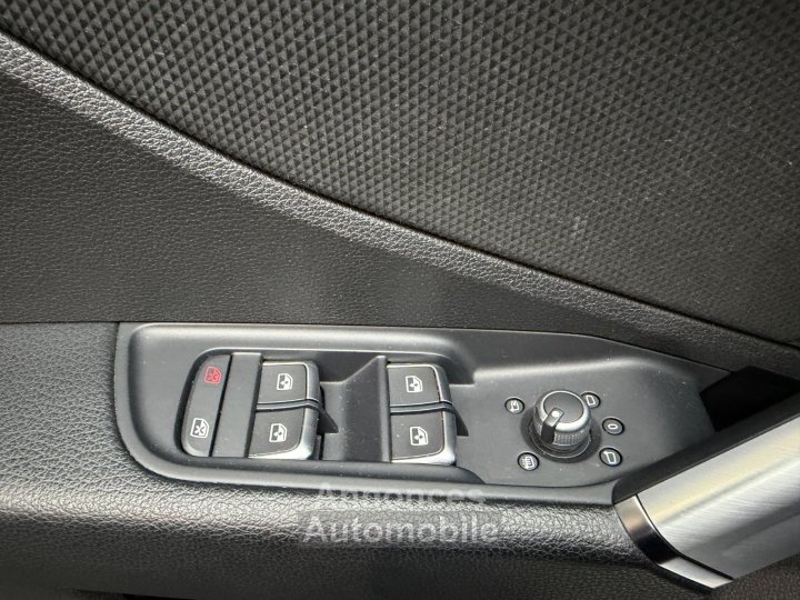 Audi Q2 35 TFSI 150 S tronic 7 S line Plus - 25